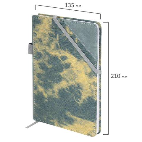 Блокнот А5 135x210 мм BRAUBERG "Denim", ткань/экокожа, резинка, держатель, 80 л., клетка, синий, 117139 - МСК «Форвард»