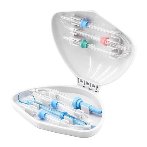 Ирригатор для полости рта REVYLINE RL 100, стационарный, емкость резервуара 0,6 л, 7 насадок, белый 456551 - МСК «Форвард»