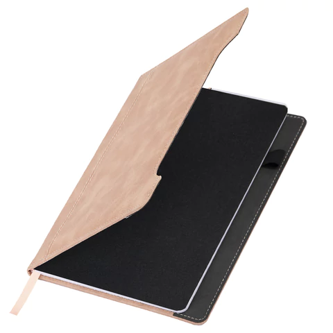 Блокнот А5 165x218 мм, BRAUBERG "Perfect", под кожу софт-тач, держатель для ручки, 80 листов, клетка, бежевый, 116617 - МСК «Форвард»