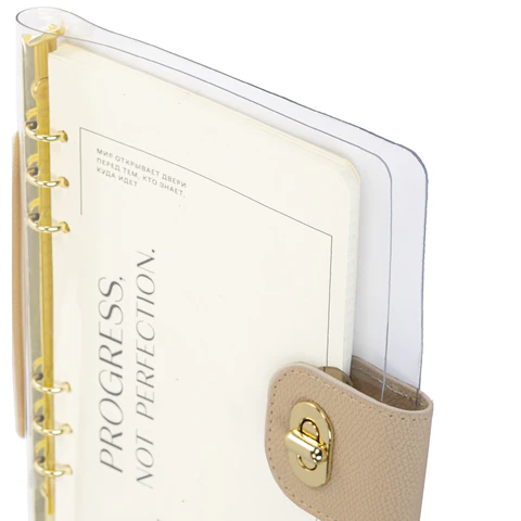 Блокнот А5 180x235 мм, BRAUBERG "Fabulous", гибкий, на кольцах, застежка, 80 л., бежевый, 116194 - МСК «Форвард»