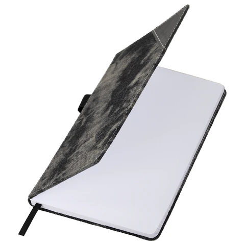 Блокнот А5 135x210 мм BRAUBERG "Denim", ткань/экокожа, резинка, держатель, 80 л., клетка, черный, 117140 - МСК «Форвард»