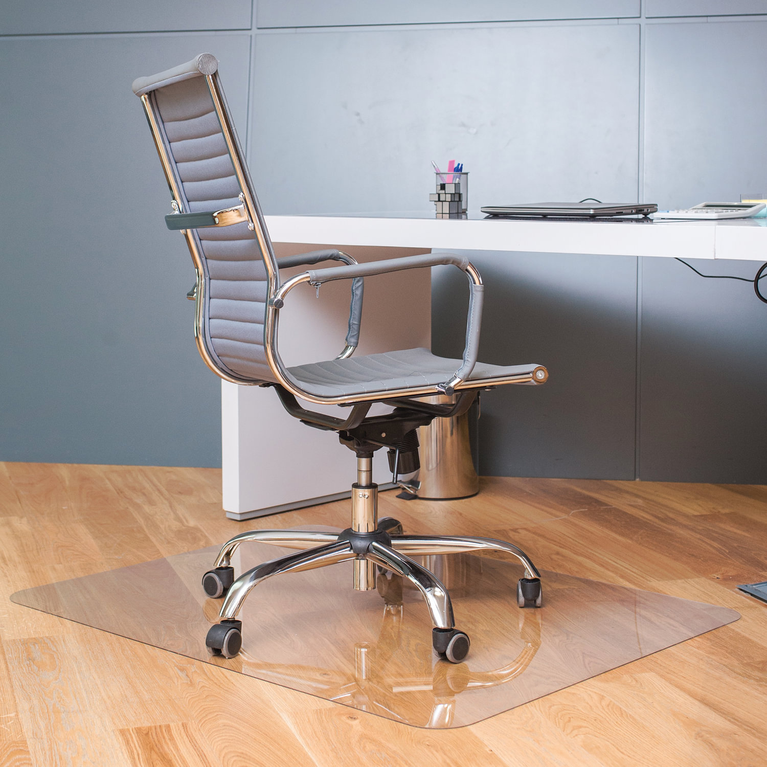 Коврик защитный напольный BRABIX, поликарбонат, 100*120 см, глянец, 1 мм, 604846