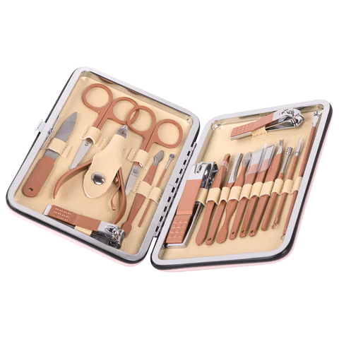 Универсальный набор для маникюра и педикюра 18 в 1 в футляре, STANDARD, розовый, WBZ (ВБЗ), 609488 - МСК «Форвард»